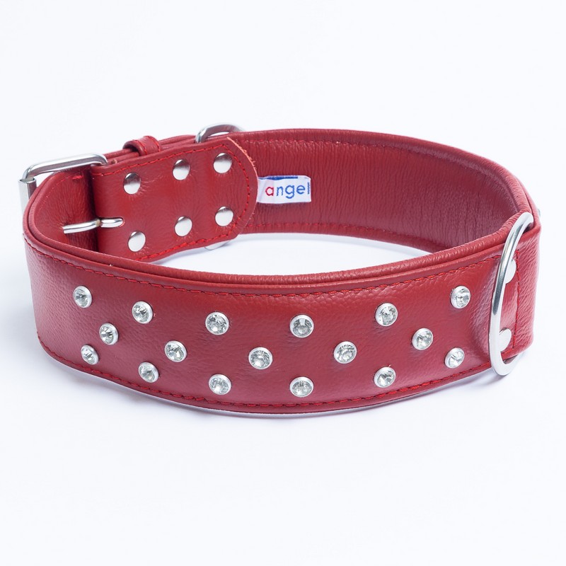 Charming collar