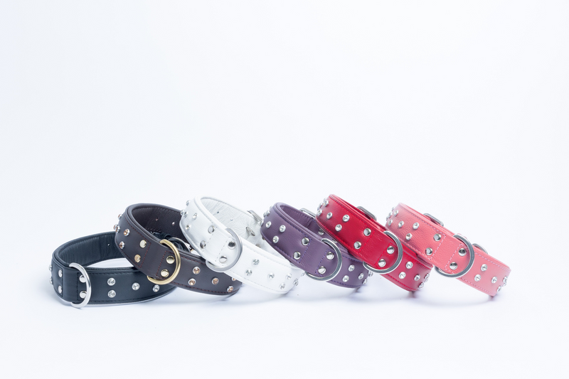 Charming collar