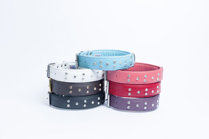 Charming collar