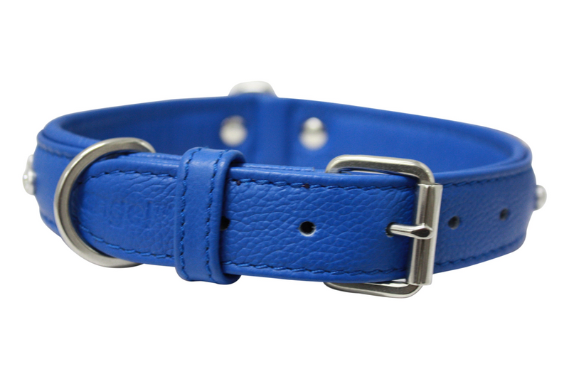 Charming collar